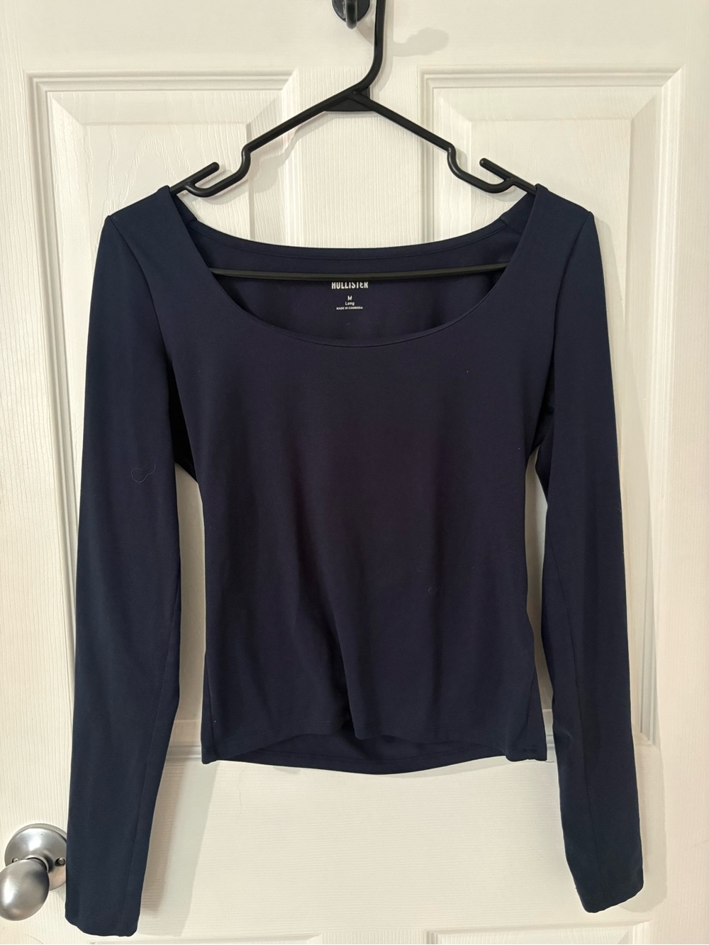 Hollister Navy Scoop Neck Long-Sleeve Tee